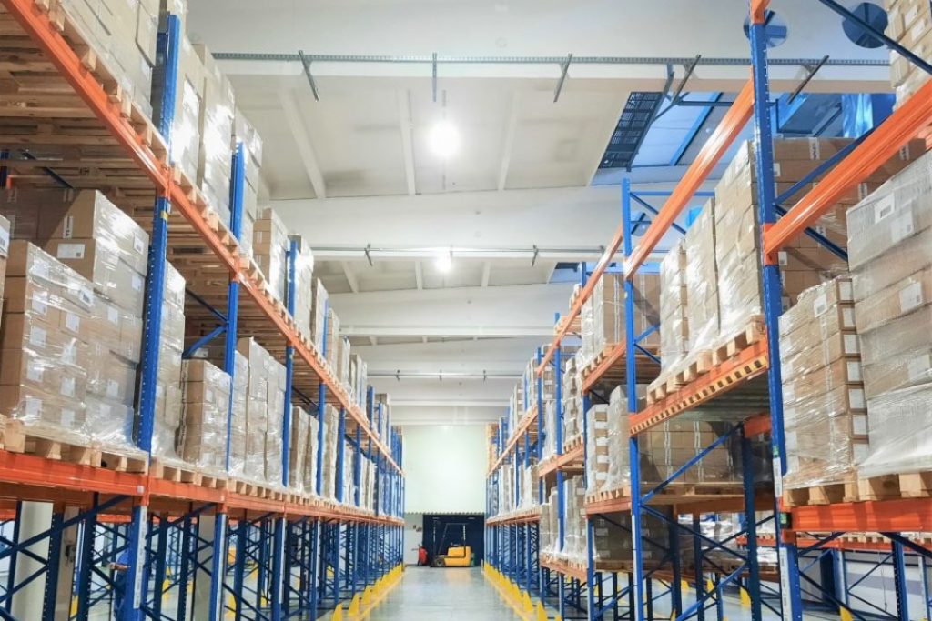 Oświetlenie magazynowe